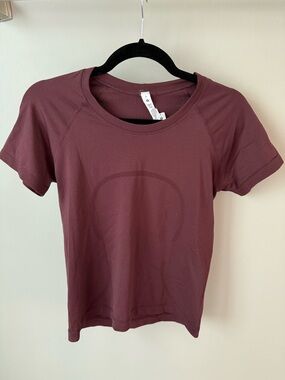 Women’s Short Sleeve Athletic Tee - Plum